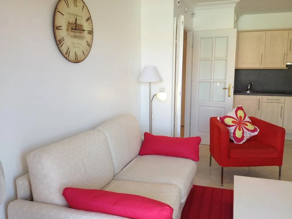Domaine Juan Flore Apartment