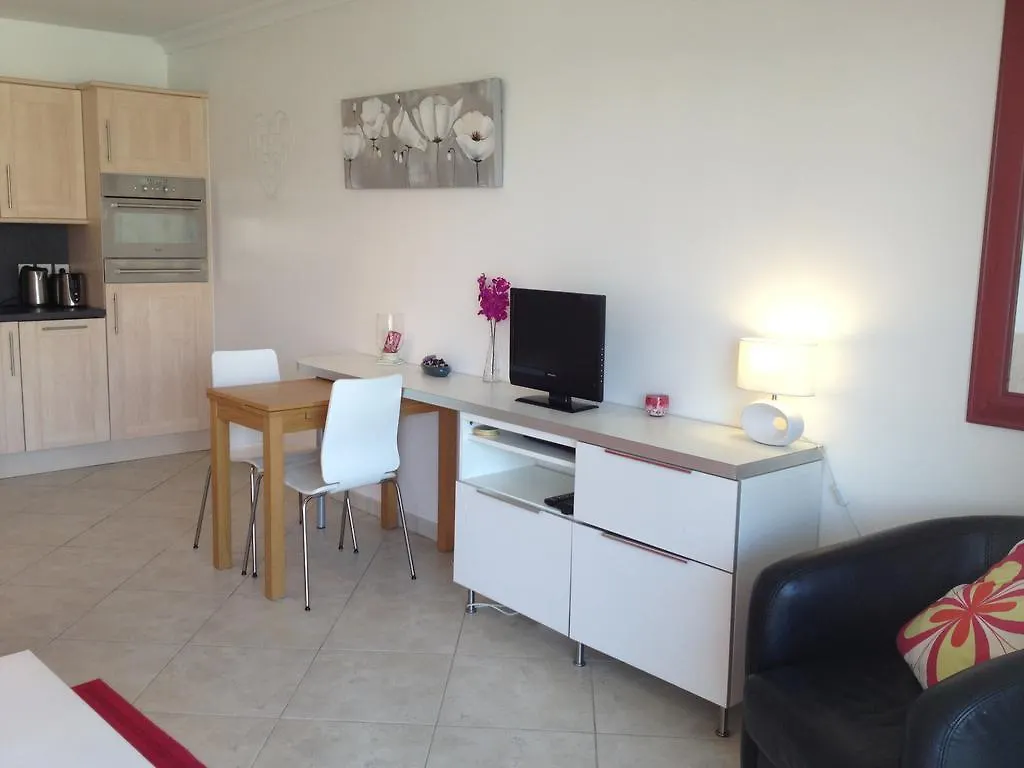 Domaine Juan Flore Apartment France