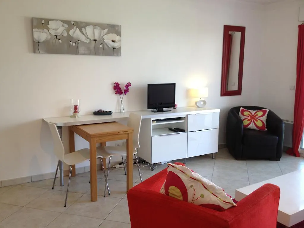 Domaine Juan Flore Apartment  Juan-les-Pins